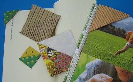折り紙でしおり作りイメージ